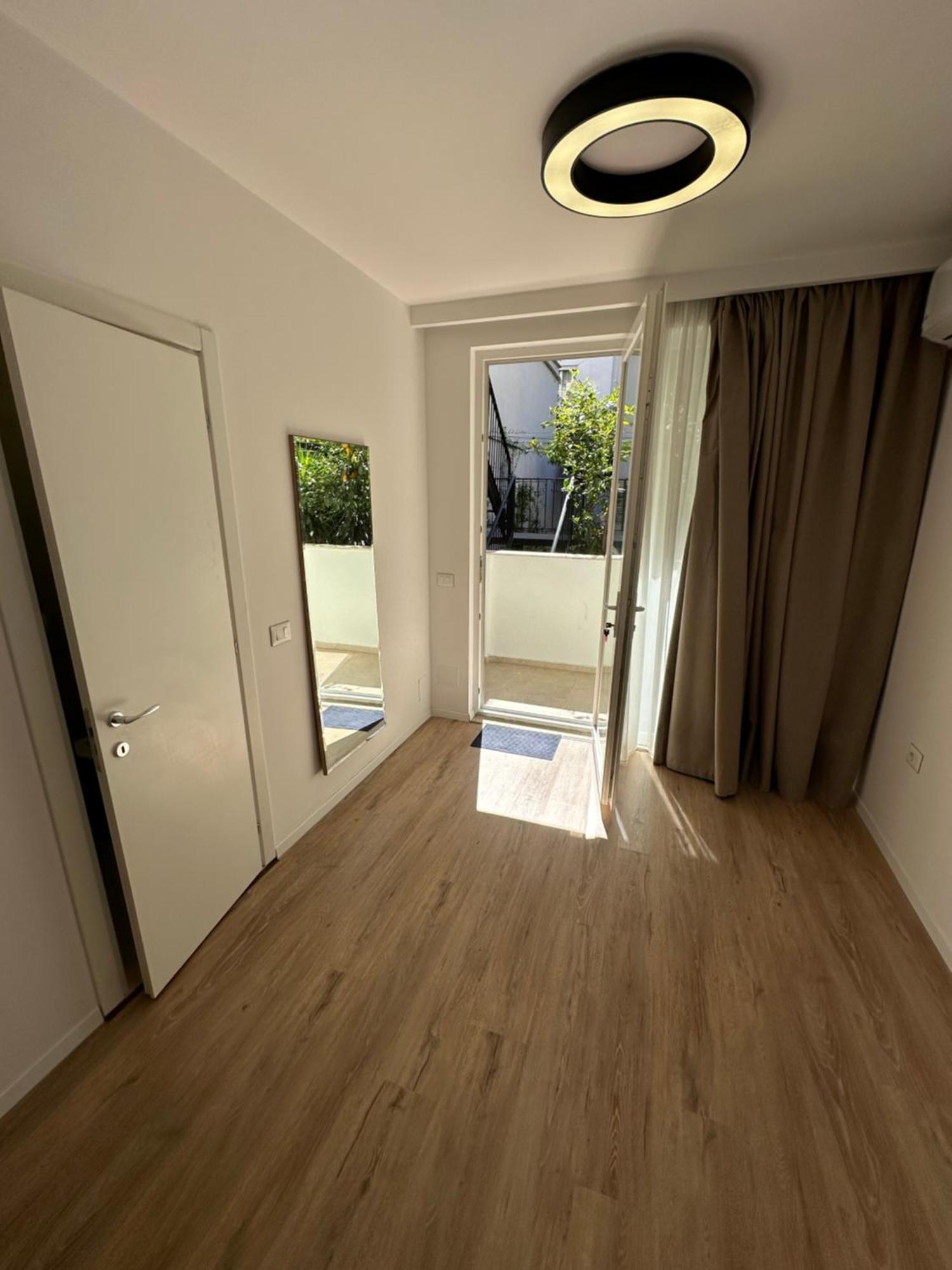 New Bazaar Studios Tiranë Eksteriør bilde